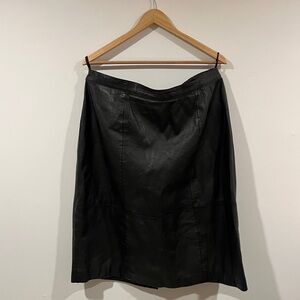 Vintage Avenue Collection 100% Genuine Leather Skirt Size 20 Black